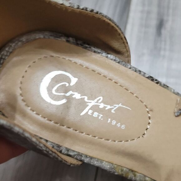 C Comfort snake print heels - Picture 4 of 11